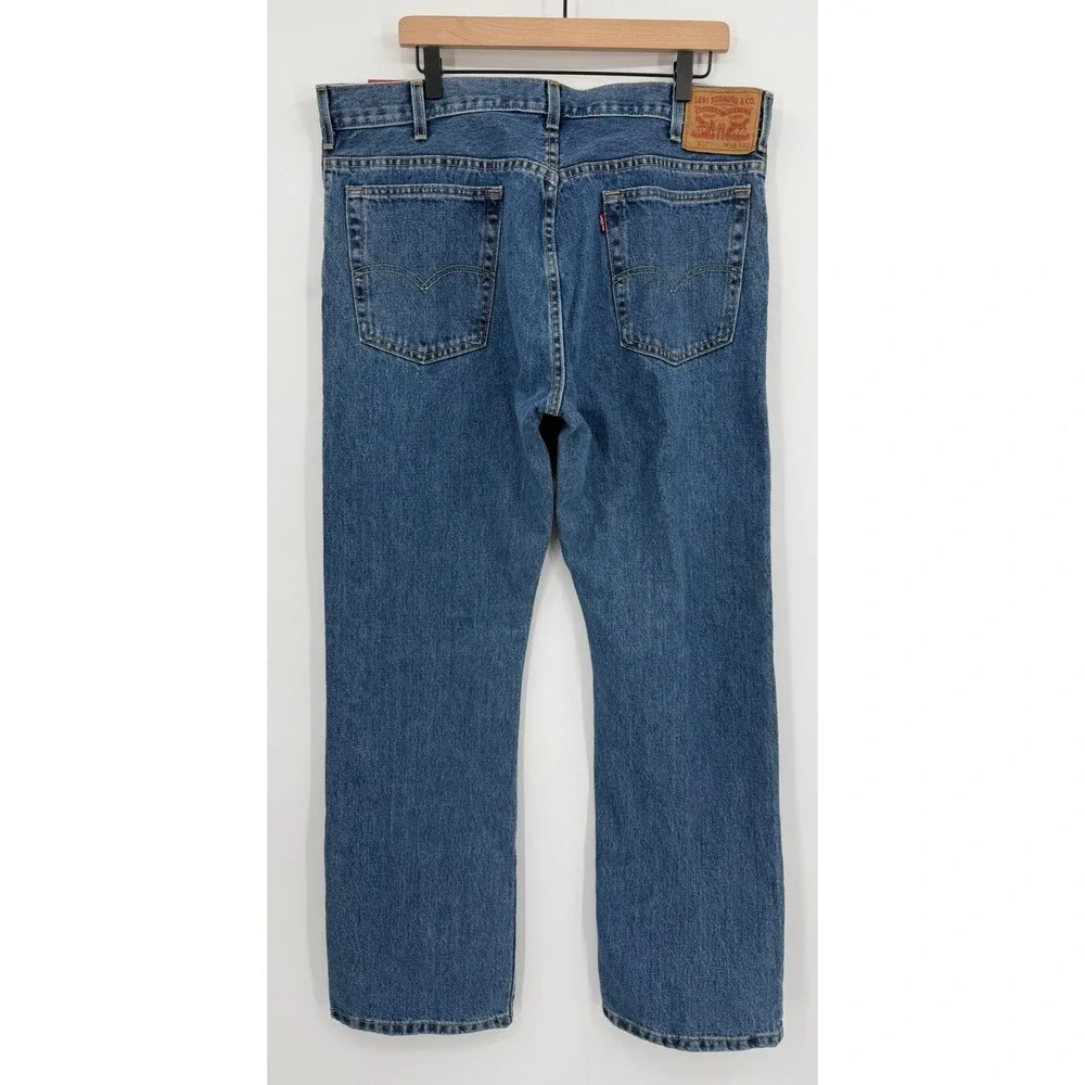 Levis 517 Jeans Mens 38x32 Blue Medium Wash Bootcut Denim Pants NEW